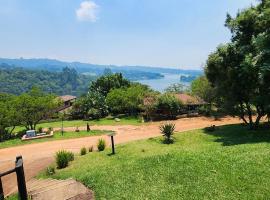 Da Gama Lake Cottages - Coral Tree and Cormorant Cottages – hotel w mieście White River