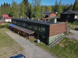 Edullinen majoitus Ähtärissä!, hotel para famílias em Ahtari