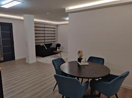 Exklusiv, modernes Apartment، شقة في ساشسينهايم