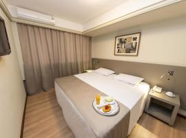 Alta Reggia Plaza Hotel, מלון בקוריטיבה
