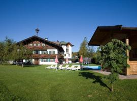 Appartement Haus Sonntal, hotel with pools in Fieberbrunn