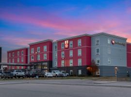 Best Western Plus Airport Inn & Suites, hotel in Saskatoon