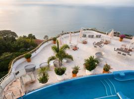 Grand Miramar All Luxury Suites & Residences, hotel en Puerto Vallarta