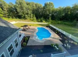 Saratoga 9 Bedroom Home With Heated Pool & Hot Tub