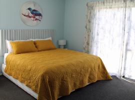 Marlborough Wine Country B&B: Blenheim şehrinde bir otel