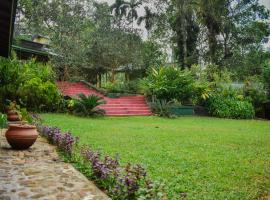 Blue Magpie Lodge Sinharaja, hotel v destinaci Kudawe
