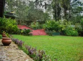 Blue Magpie Lodge Sinharaja