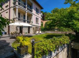 Charming & Luxury Villa Como Lake, hotel perto de Villa Olmo, Como