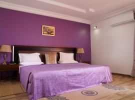 Le Feto 2, hotel near Leopold Sedar Senghor Airport - DKR, Dakar