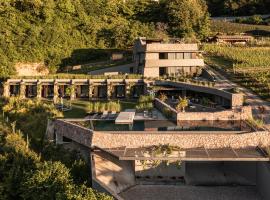 Im Zeitlauf - life with nature, viešbutis su baseinais mieste Kaldaras