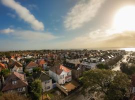 Beach Way House, hotel pantai di Southbourne