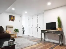 Cozy Mount Washington Home with Parking-Sleeps 4
