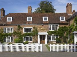 The Queen's Inn、ホークハーストのデザイナーズホテル