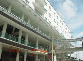 Hotel San José Plaza、ブカラマンガにあるパロネグロ国際空港 - BGAの周辺ホテル