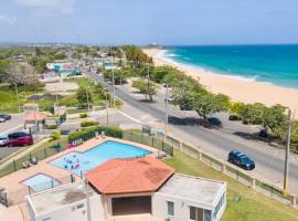 Apartamento frente a la Playa Arecibo Puerto Rico, hotel in Arecibo