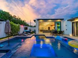Luxury Villa 5mins to Old Town w Pool Fire pit and BBQ