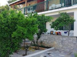 Apartments Rogac, beach rental in Rogač