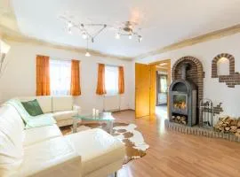 Chalet in Saalfelden near Ski Slopes