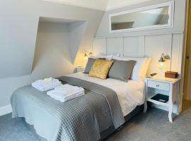 The Limes, pet-friendly hotel in Swanage