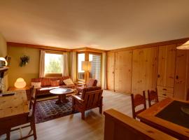 Chesa Munteratsch 2 1 2-Zimmerwohnung 202 Typ G, hotel in Silvaplana