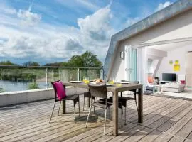 Penthouse apartment with a Spa on a nature reserve Willow Warbler HM112