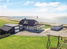 8 person holiday home in Hurup Thy、Helligsøの別荘