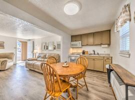 Black Water Creek Studio in Ruidoso Downs!，魯伊多索唐斯的飯店