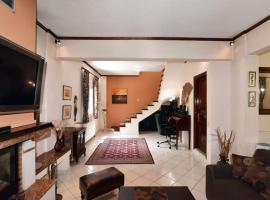 Villa Melian - 8' from Kontogialos Beach, hotel em Pelekas