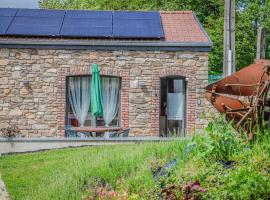 Holiday home Escale J-P in Manhay with a garden, hotel in Manhay