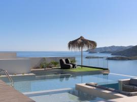 Mayana Luxury Villa, an infinite blue experience, by ThinkVilla, luksuzni hotel u gradu 'Balíon'