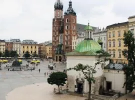 Main Square 18 view 2