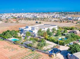 Residenza Arcangela con Piscine nel Salento, apartman u gradu Corsano