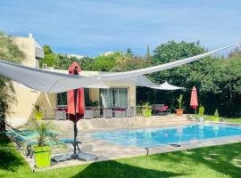 The Originals City, Hôtel Nîmes Costières, khách sạn ở Nîmes