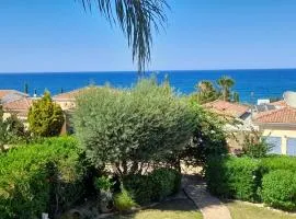 Rafaella villa in Latchi with private garden