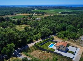 VILLA GIOVANNA POREC, отель в Поречи