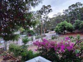 Blue Lagoon, hotel in Loutraki