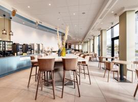 B&B HOTEL Lille Lillenium Eurasanté, hôtel à Lille