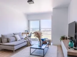 Cozy apartment with beautiful seaview