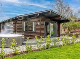 Chestnut, 6 Fingle Glen Lodges，Holcombe Burnell的度假住所