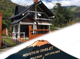 Mountain Chalet - Tungurahua Hot Springs/Aguas Termales, hotel sa Baños
