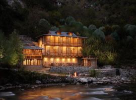 Living Good - A Himalayan Boutique Stay, vakantiewoning aan het strand in Gushaini