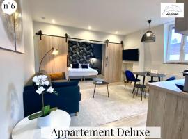 Les Anges - Place Des Héros - Emplacement PREMIUM - 6 appartements - Cosy et Calme, hotelli kohteessa Arras