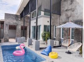 Nadda Pool Villa Ranong, biệt thự ở Ban Bang Rin (1)
