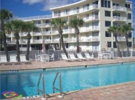Ocean View Renovated Condo With Pool - DAYTONA BEACH, serviced apartment in Daytona Beach