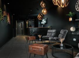 THE ROOMS - Hotel & House, hotel em Frankfurt