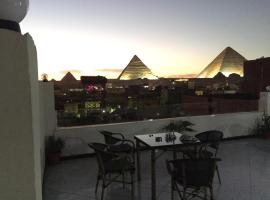 Eagles Pyramids View, hotel in Caïro