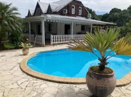 Villa avec piscine et spa Montebello Petit-Bourg