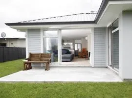 Fiordland Getaway - Te Anau Holiday Home