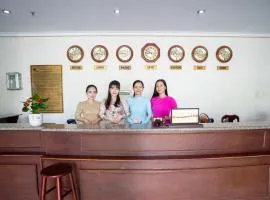 Khách Sạn Bông Sen