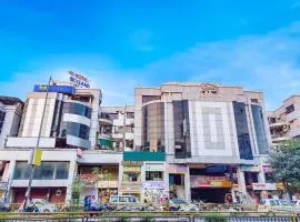 FabHotel Skyland